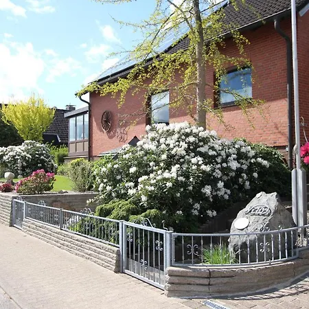 Apartment Haus Luhrs *
